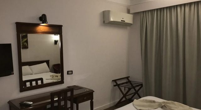 Royal Marshal Hotel