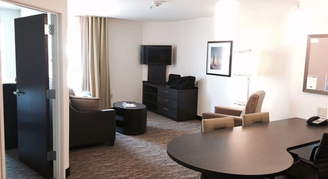 Candlewood Suites Youngstown W I 80 Niles Area By Ihg, Забронировать Отель Отели штата Огайо с завтраком, Завтраки