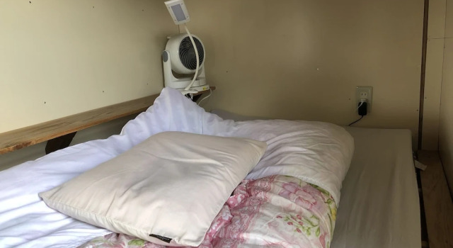 Кровать в общем номере (женский номер) Guesthouse Asibina