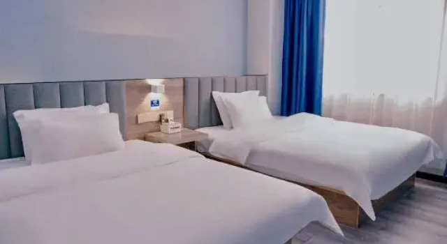 Люкс 7Days Inn Zibo Zi Chuang Hong Tai Branch