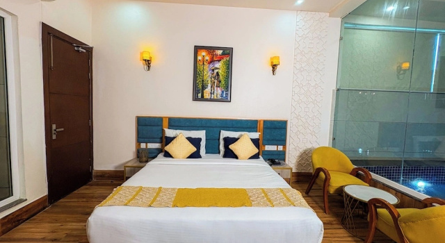 Номер Standard с балконом Corbett The Regnum Resort