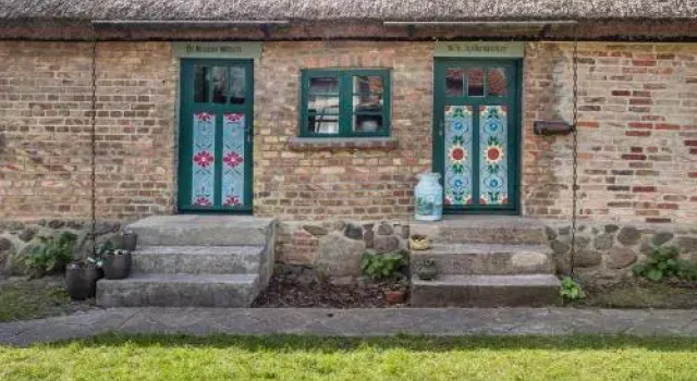 Hexenhaus auf Rügen, Book Hotel Rappin Rügen