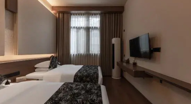 Люкс Yun She Designer Minimalist Family Vacation Homestay (Border Town Tea Cave Scenic Area Branch)