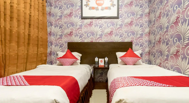 Двухместный номер Deluxe Hotel O Medan Near Gajah Mada formerly Hotel Indah Raya