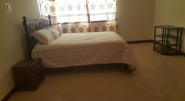 Апартаменты Executive с 3 комнатами с видом на город CSK Holiday Home