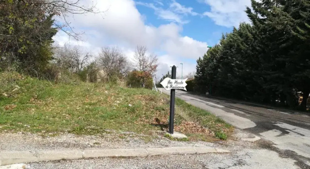 Les Hauts De Reillanne, Забронировать Отель Отели Рейан с бассейном, Бассейн
