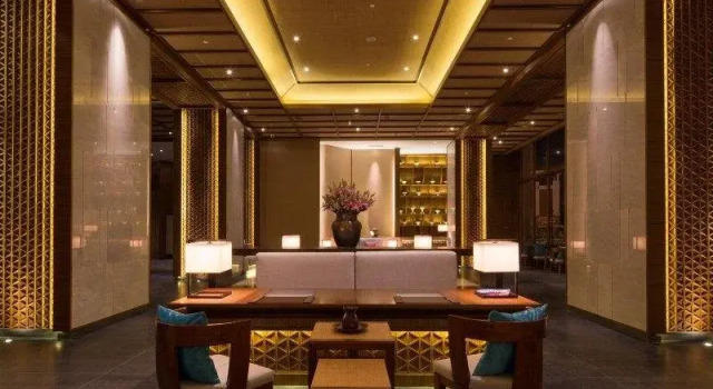 21° Holiday Hotel, Rezerwuj Hotel Yinhai Beihai
