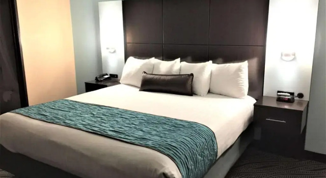 Двухместный номер Accessible Best Western Plus Galleria Inn & Suites
