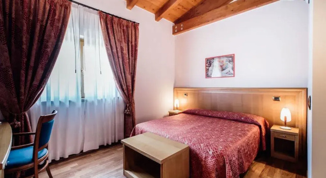 Hotel Il Poggio, Prenota Hotel Hotel a Molise con parcheggio, Parcheggio