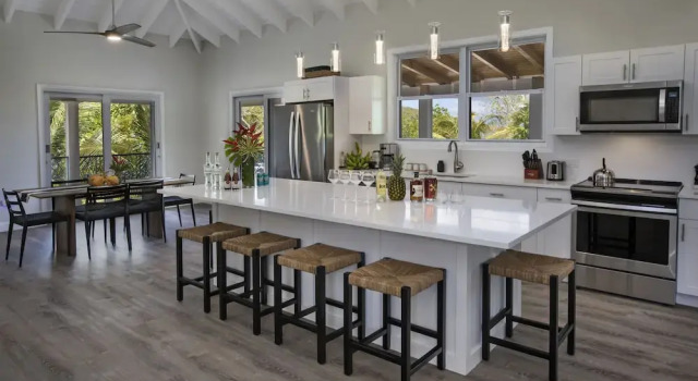 Вилла Luxury The Hideaway Hull Bay