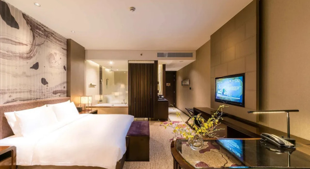 Двухместный номер Deluxe с балконом Citic Pacific Zhujiajiao Jin Jiang Hotel