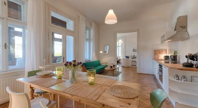 Landhaus Blauer Spatz Reichenau an der Rax, Book Vacation Home Cottages in Neunkirchen, Cottage