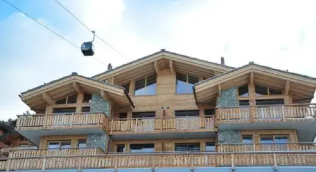 Ski in Ski out LUXURY & MOUNTAIN apartments