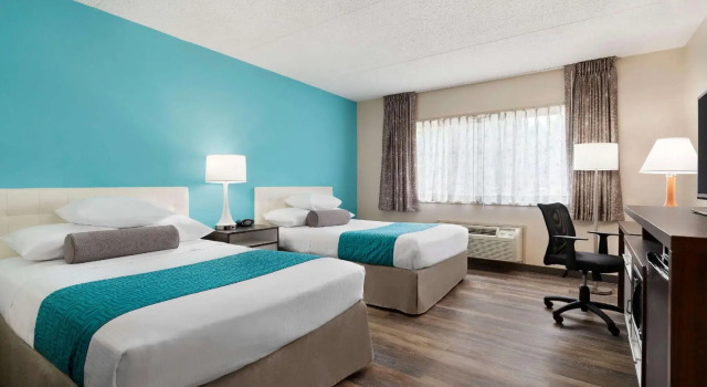 Четырёхместный номер Standard Clarion Pointe South Portland