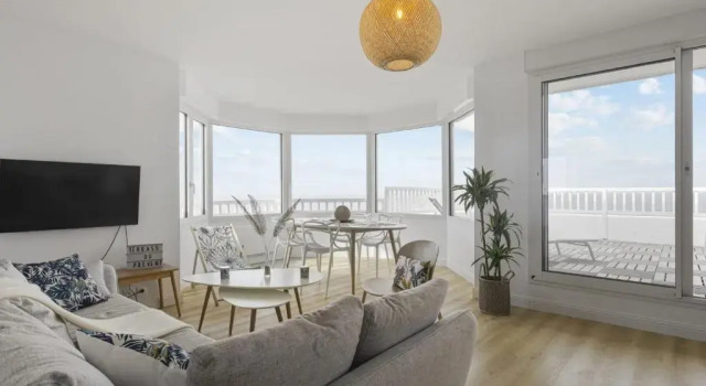 Апартаменты Charming 4 stars flat w terrace & incredible seaview in Capbreton - Welkeys