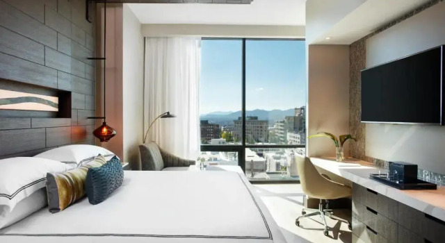 Двухместный люкс Luxury с видом на горы Kimpton Hotel Arras by IHG