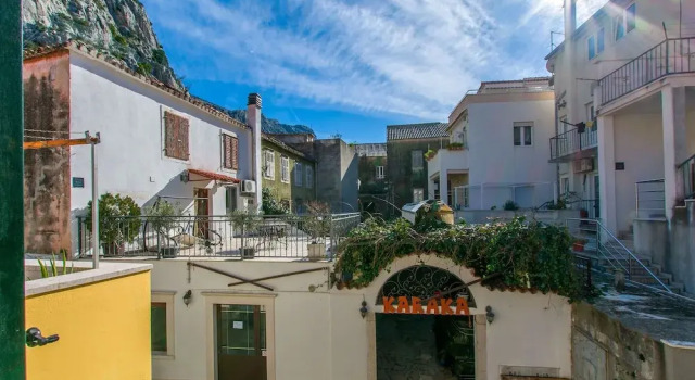 Apartment Green Terrace, Book Lejlighed Hoteller i Split Region med parkering, Parkering