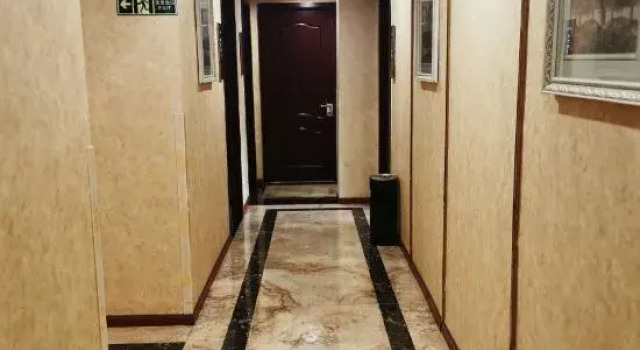 Xicheng Huashuiwan Hotel, Prenota Hotel Hotel a Sichuan con parcheggio, Parcheggio