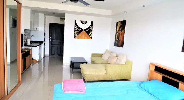 Pattaya Plaza Condotel large studio apartment Sukhumvit, Забронировать Апартаменты/квартира Апартаменты Паттайя, рядом с Железнодорожный вокзал Паттайя, Апартаменты/квартира