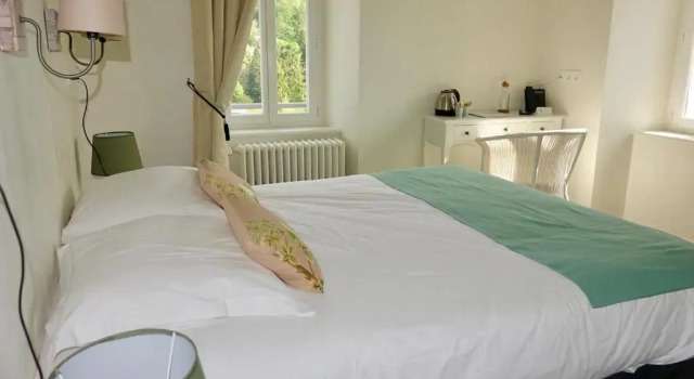 Двухместный номер Standard Logis Hôtel de Paris