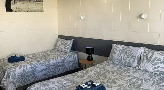 Семейный номер Standard Central Point Motel