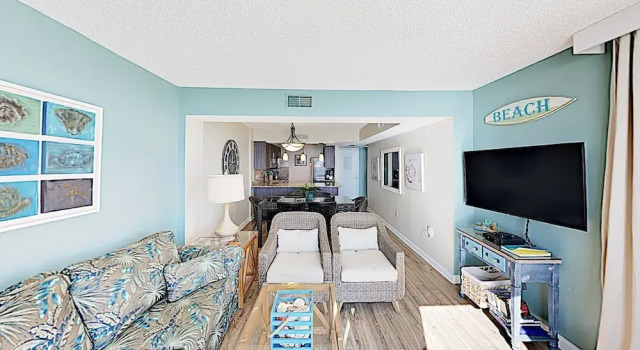 Oceanfront Crescent Sands Beach W/ Pool 3 Bedroom Condo