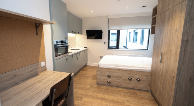Студия Student Only Quintana House