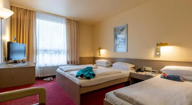 Трёхместный номер Standard Hotel Baden-Baden