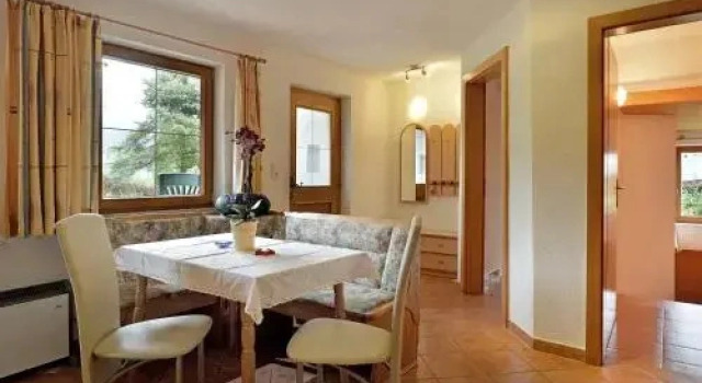Haus Sonnenschein, Забронировать Отель Отели Тироля с парковкой, Парковка