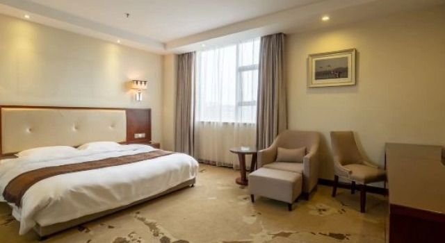 Люкс Superior Hongsheng Hotel (Liupanshui Wanda Plaza High Speed Railway Station)