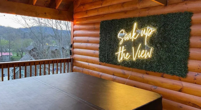 Номер Standard Parkway Paradise w Private Hot Tub