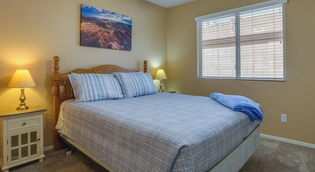 Коттедж с 3 комнатами Bright Peoria Home w/ Gas Grill & Fire Pit!