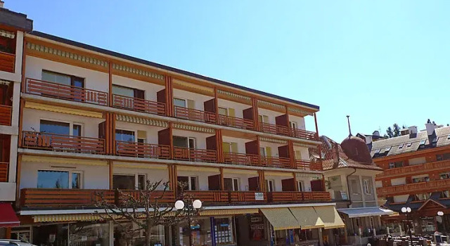 Apartment Le Farinet-2 by Interhome, Prenota Appartamento Hotel a Canton Vallese con parcheggio, Parcheggio