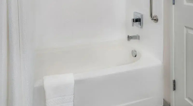 Четырёхместный номер Standard Fairfield by Marriott Inn & Suites Rome NY