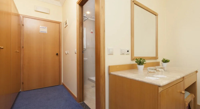Трёхместный номер Standard с балконом Telioni Hotel
