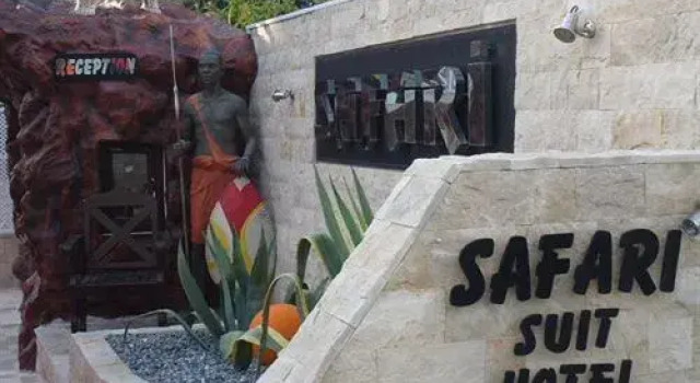 Safari Suit Hotel, Rezerwuj Hotel Hotele w Side Coast z basenem, Basen