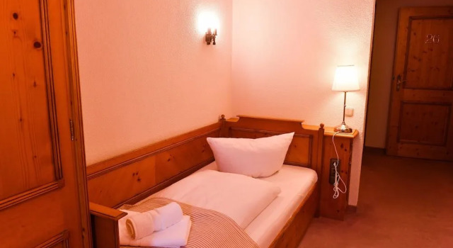 Gästehaus Linde, Rezervați Hotel Muehlheim Bavaria