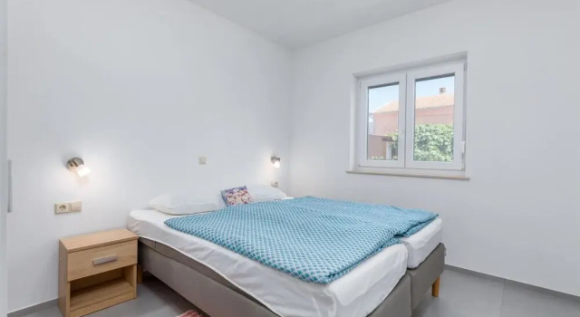 Beautiful Home in Peroj With Outdoor Swimming Pool, Wifi and 4 Bedrooms, Reserva ahora Hotel Hoteles en Peroj con piscina, Piscina