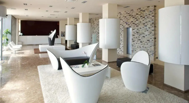Grand Hotel Mattei, Забронировать Отель Отели Равенны с парковкой, рядом с Крепость Рокка Бранкалеоне, Парковка