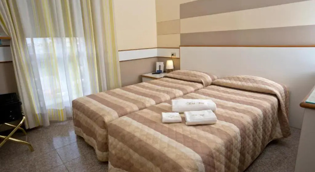 Hotel Faro, Book Hotel Montichiari Lombardy