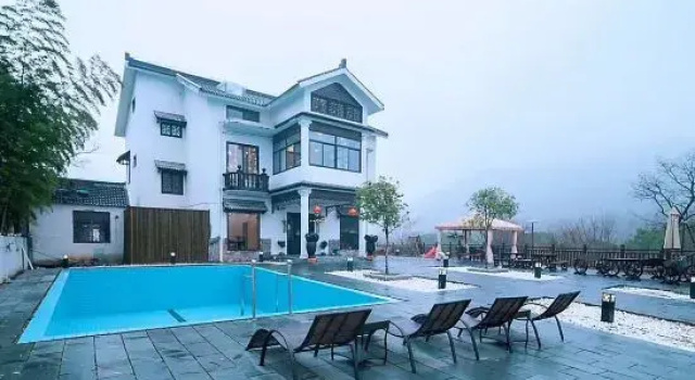 Seek Paradise · Shitang Hostel, Prenota Ostello Hotel a Nanchino con piscina, Piscina