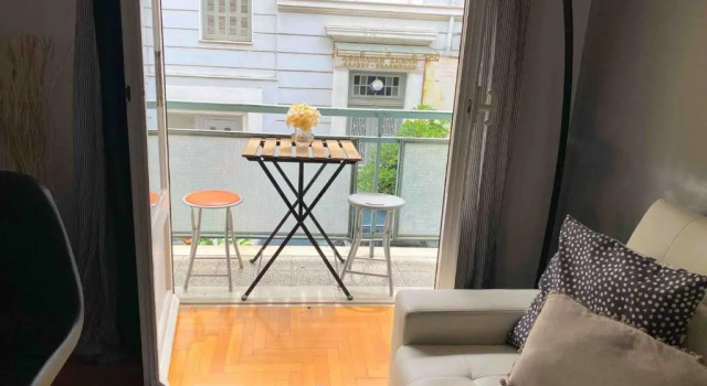 2BDR OlympianZeus Apt with Netflix