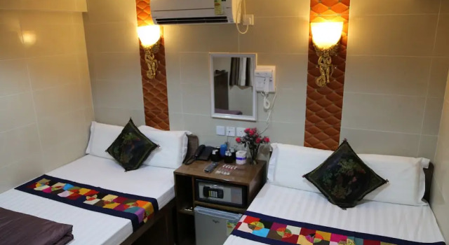 Четырёхместный номер Standard Legend Guest House