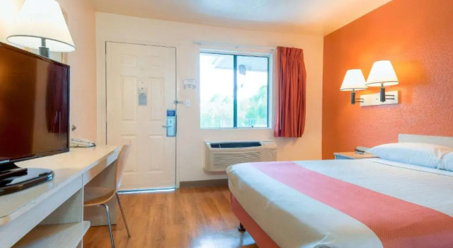 Двухместный номер Motel 6-El Cajon, CA - San Diego