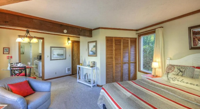 Студия Deluxe Little Creek Cove Beach Resort