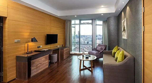 Люкс Grand Madison Qingdao Harbour-view Central（Former Qingdao Farglory Hotel）