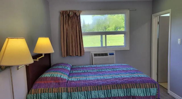Номер Deluxe Cobourg Inn