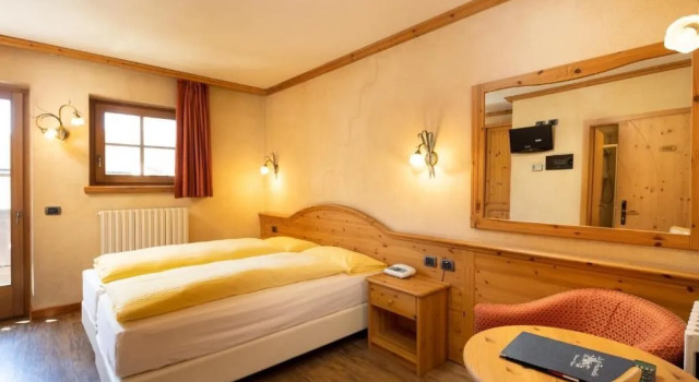 Hotel La Pastorella, Забронировать Отель Отели Ливиньо 3 звезды, рядом с Кресельный подъёмник Теола-Пьянони Басси (нижняя станция), 3*