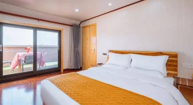 Люкс Floral Hotel · Shanghaidaoju Hotel (Chongming Nanmen Pier Branch)