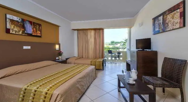 Atrion Hotel and Bungalows, Забронировать Отель Отели Айия-Марина-Неа-Кидония с завтраком, Завтраки